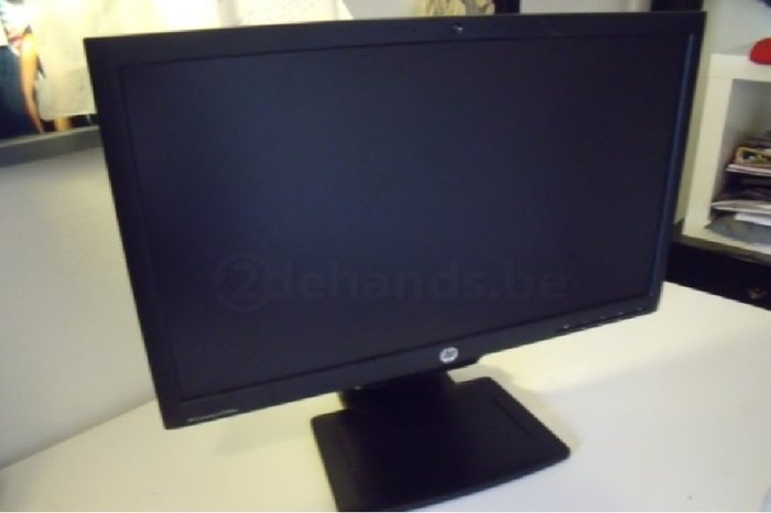   HP Compaq LA2206xc 21.5