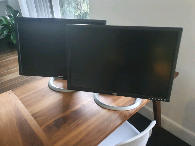   Dell UltraSharp 2405FPW 24-inch Widescreen LCD Monitor